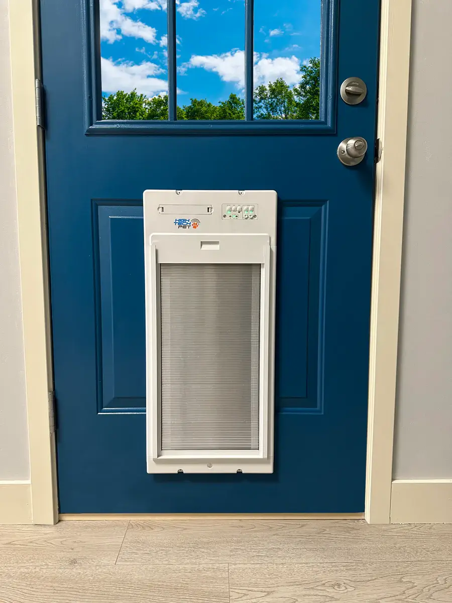 PXR-L LARGE DOOR MOUNT POWER PET ROLL UP WiFi ENABLED PET DOOR - Image 4